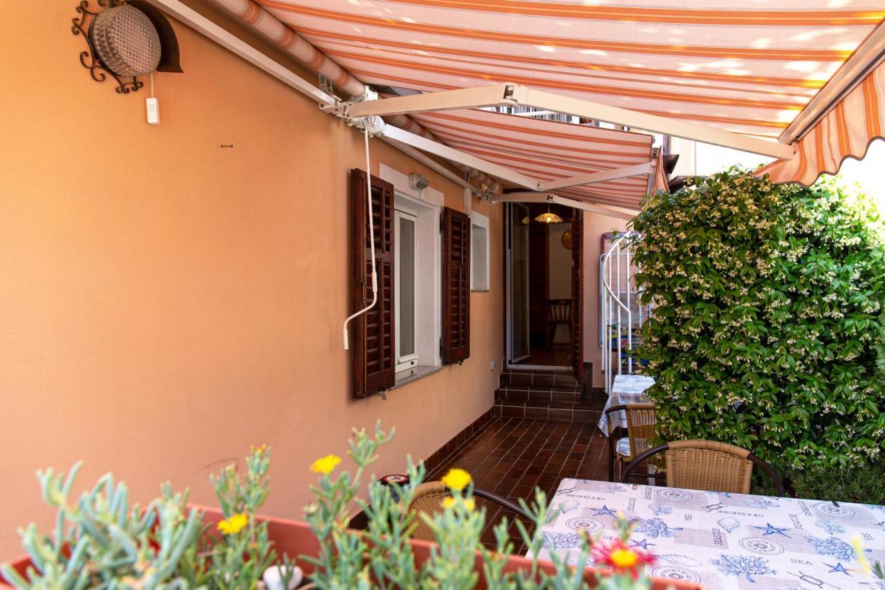 Apartmaji Pri Perotu Izola Exteriör bild