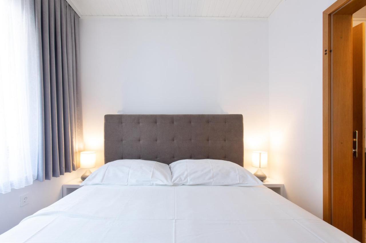 Apartmaji Pri Perotu Izola Exteriör bild